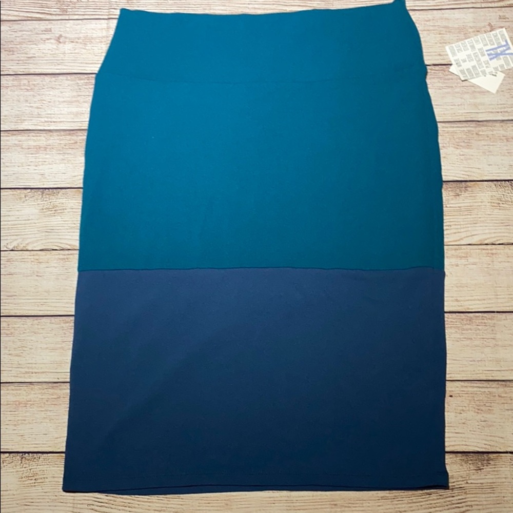 NWT Lularoe XL Cassie Bundle. Pencil Skirt bundle - Picture 5 of 8